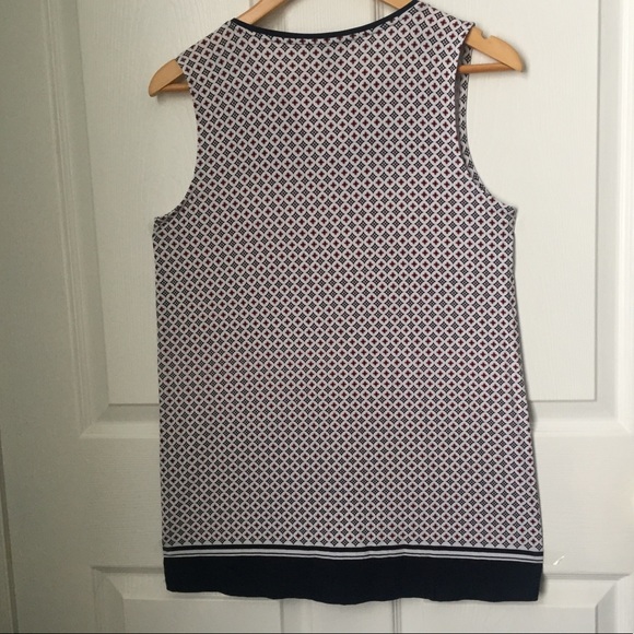 Dalia Sleeveless Soft Cotton Top - Picture 2 of 7